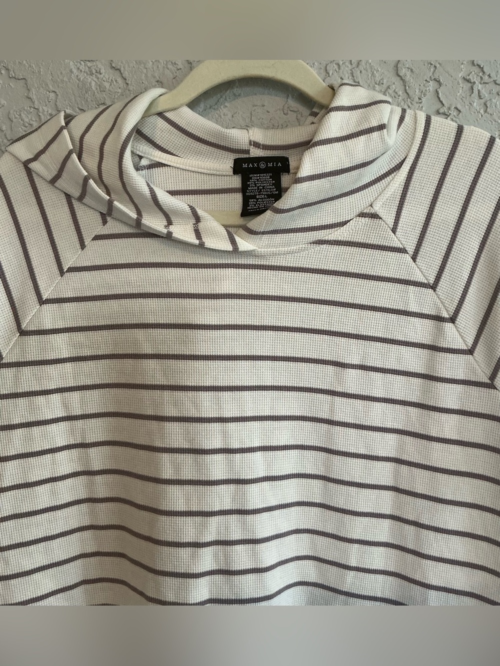Max & Mia Casual Cream Striped Hoodie Sweater - Picture 2 of 6
